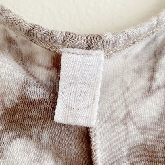 CY Tie Dye Short Sleeve T-Shirt Knotted Relaxed Fit Brown and White Size Medium - Picture 4 of 5